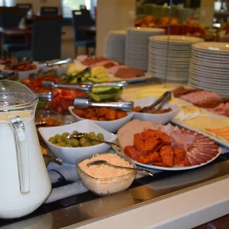 Buekkoes & Hotel 4*