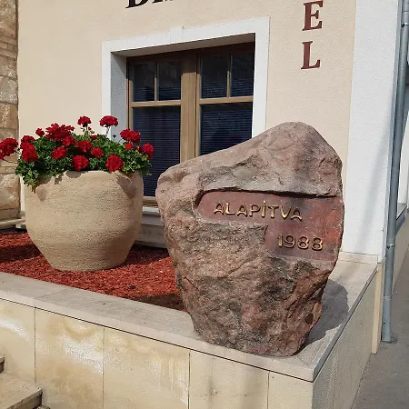 Buekkoes & סנטאנדרה